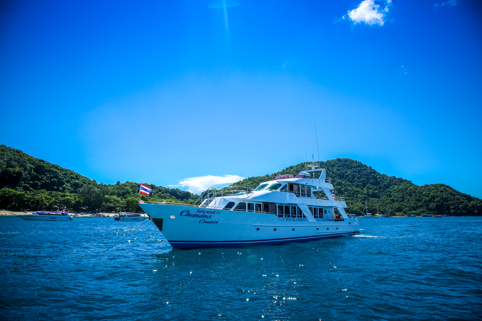 chandra-cruises-phuket-yacht-charter-raya-island-20180607-assama (1 of 1)
